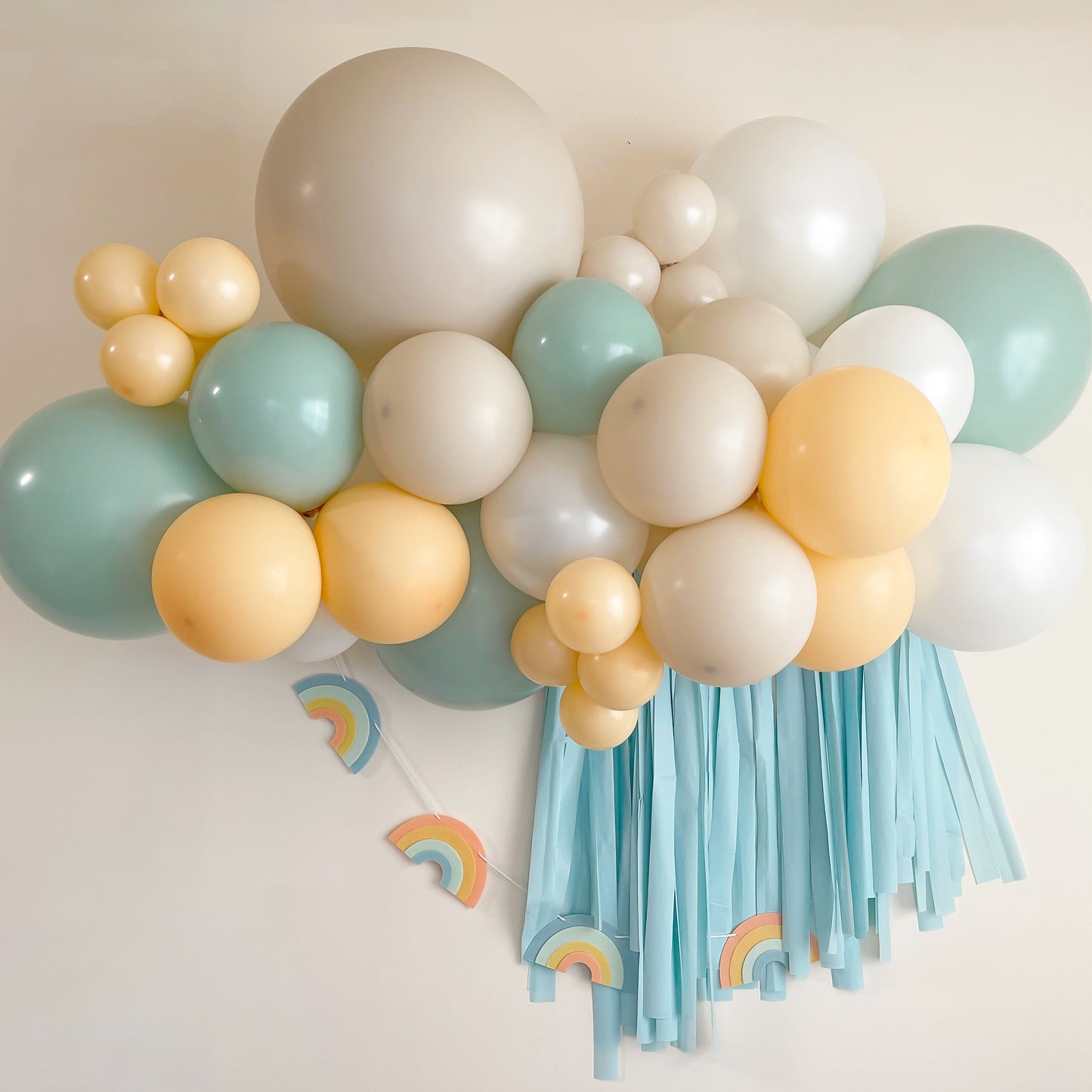 Grab & Go Balloon Garland | Williamsburg